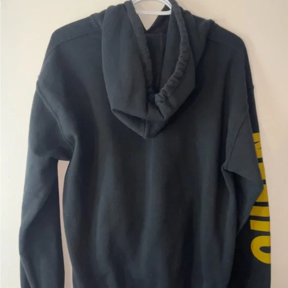 “Queen Forever” OFFICIAL Queen Black Pullover Hoodie - Picture 2 of 3